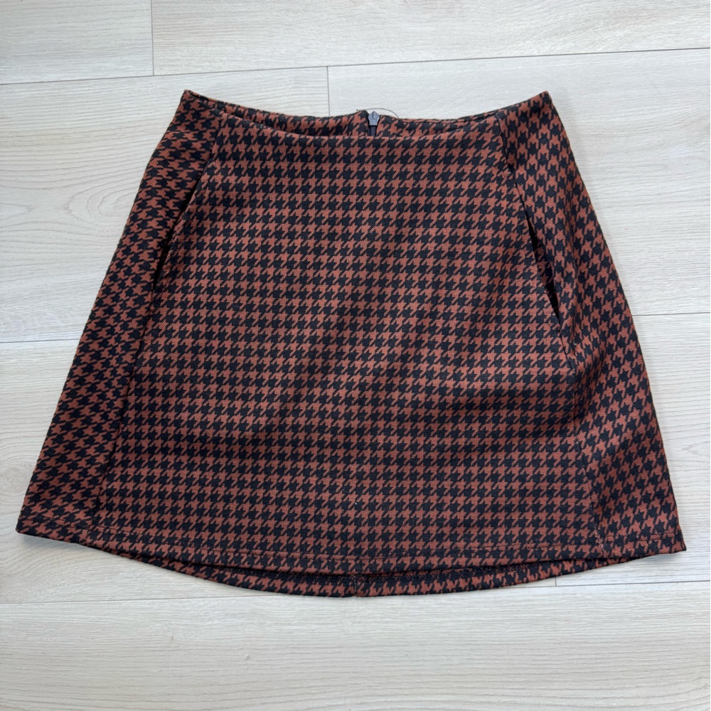 Altar’d State Houndstooth Patterned Skirt - Black and Brown
